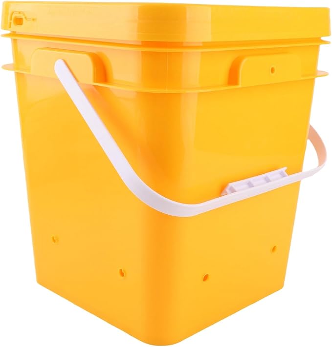 High Capacity Automatic Chicken Waterer Bowl with 12L Handheld Bucket Gravity Watering System for Quail, Easy Installation - Durable Plastic (Bucket + Big Blue Bowl + Black Screws)