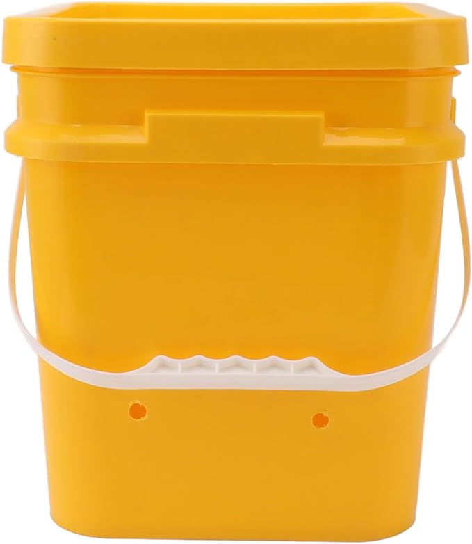 High Capacity Automatic Chicken Waterer Bowl with 12L Handheld Bucket Gravity Watering System for Quail, Easy Installation - Durable Plastic (Bucket + Butt Red Head)