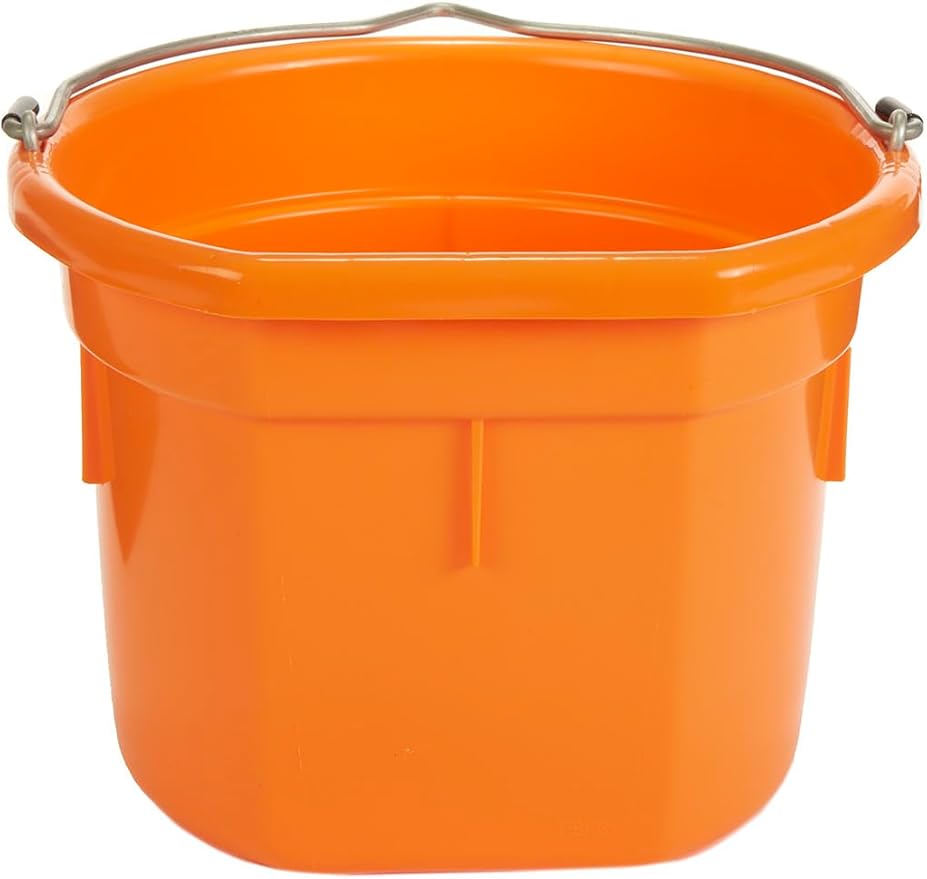 Little Giant® Flat Back Plastic Animal Feed Bucket | Animal Water and Feed Bucket with Metal Handle | 8 Quarts | Orange