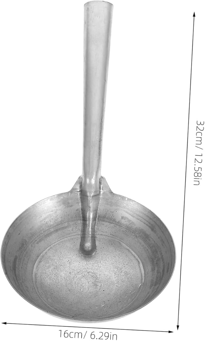 Yardwe Horse Feeding Scoop Ladle Iron Spoon Ergonomic Handle Farm Backyard Garden Tool Metal Scoop