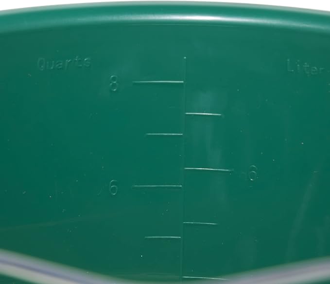 Farm Innovators HB-60 9 Quart 2 Gallon Plastic Heated Bucket w/Metal Handle, Built in Thermostat, & Anti Chew Cord Protector, 60 Watt, Green (3 Pack)