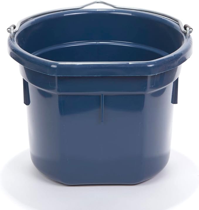 Little Giant® Flat Back Plastic Animal Feed Bucket | Animal Water and Feed Bucket with Metal Handle | 8 Quarts | Navy