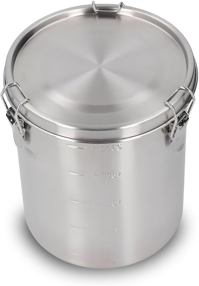 Pongnas Stainless Steel Pet Food Container, Metal Dog Food Container for Dog Food, Cat Food, and Bird Seeds, Compact Kitchen Storage Ideal for Countertop Display(2500ML)