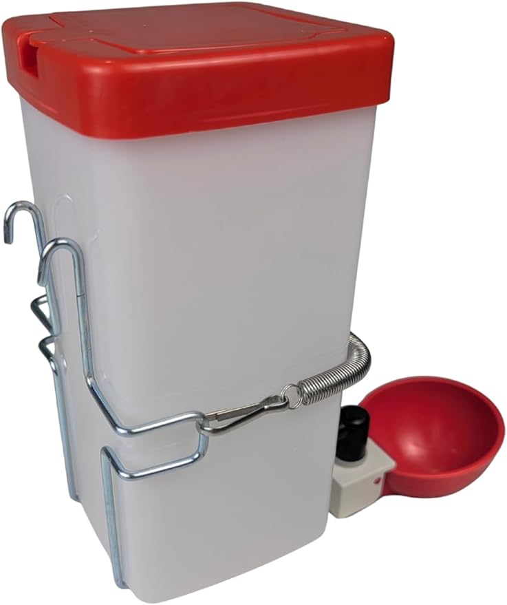 Hen's Choice™ 1L (32 oz) Drinker W/Cup, Nipple, & Wire Bracket for Poultry & Small Animals, Chick Waterer, Red