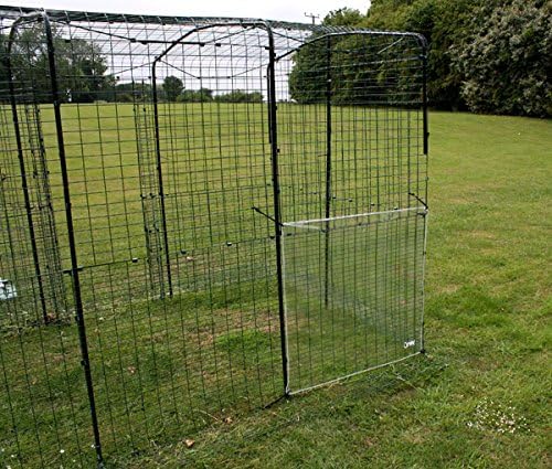 Clear Tarp for Chicken Run - Side Panel | Durable, Made from Thick, Clear Plastic, Allowing Sunlight Through Whilst Keeping The rain, Hail and Snow Out