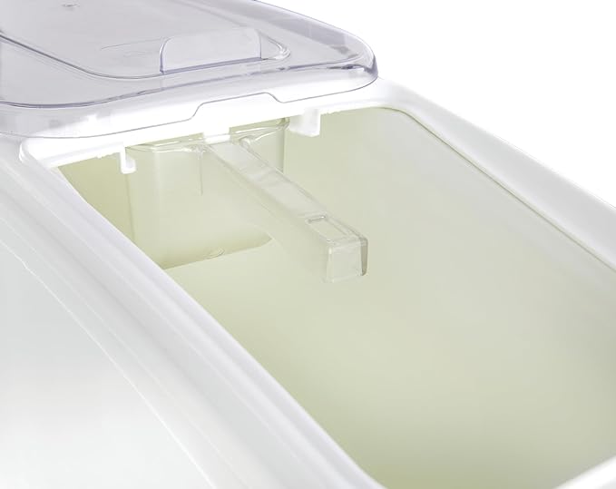 Mobile Ingredient Bin - 21 Gallons - Holds Up To 149 lbs. of Sugar or 101 lbs. of Flour - NSF (29A-002)