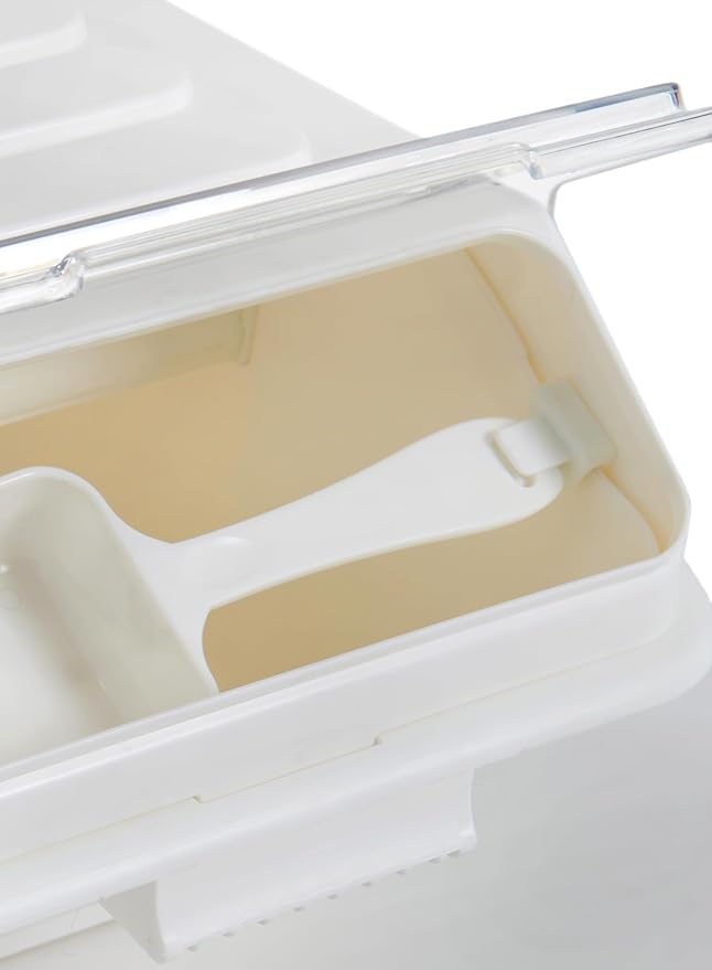 Ingredient Bin - 2.6 Gallon/40 Cup Capacity - Holds Up To 18 lbs. of Sugar or 12 lbs. of Flour - NSF (29A-004)