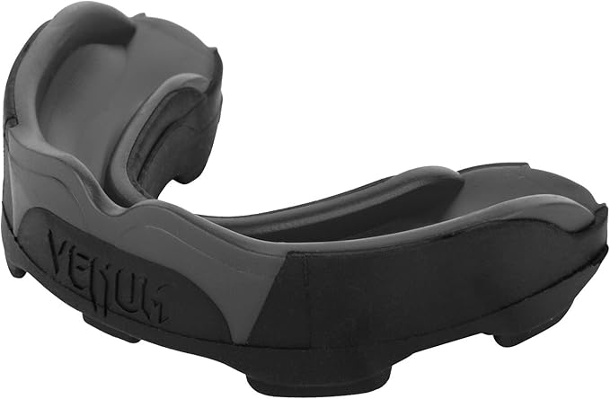 Venum Predator Mouthguard - Black/Black