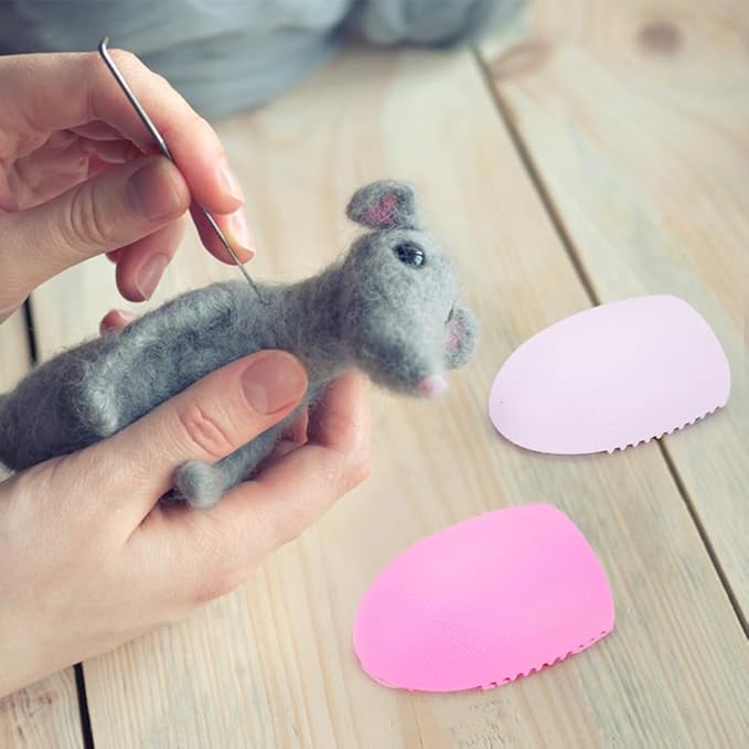 WEBEEDY 5 Colors Felting Mat Cleaner Foam Pad Silicone Cleaning Board Finger Egg Shaped Makeup Brush Washing Pad Scrubber Felting Cleaning Tools for Needle Felting Art Craft Supplies