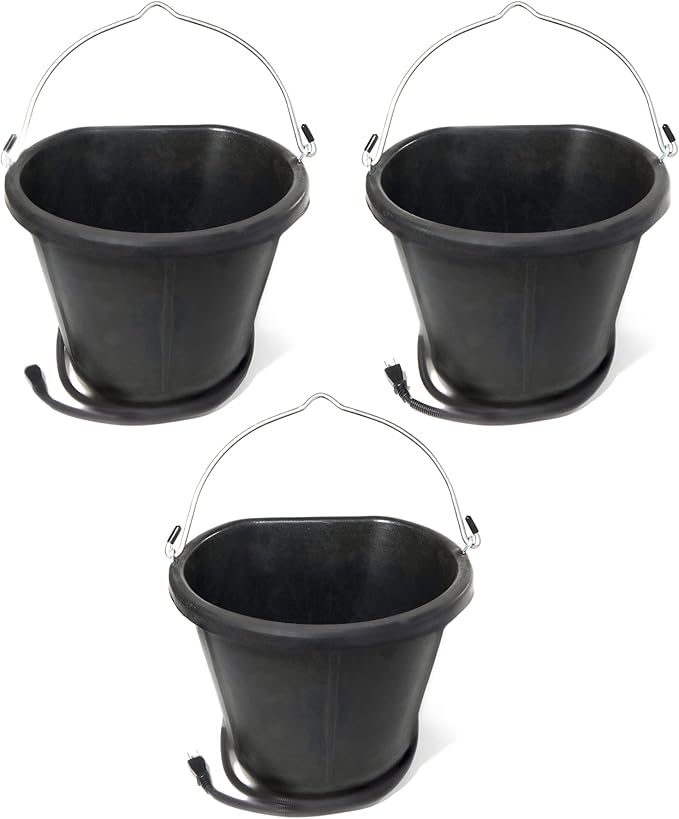 Farm Innovators FB-15R 4.5 Gallon Rubber 90 Watt Heated Bucket w/Built in Thermostat to Resist Cold (3 Pack)