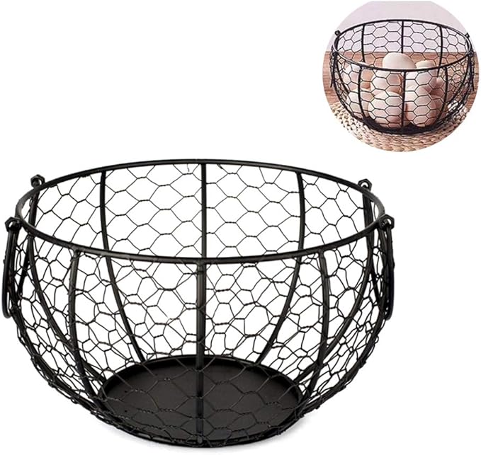 Round Chicken Wire Egg Basket, Farmhouse Metal Chicken Egg Collecting Basket with Handle Vintage Gathering Basket for Gathering Fresh Eggs Fruit Countertop Storage