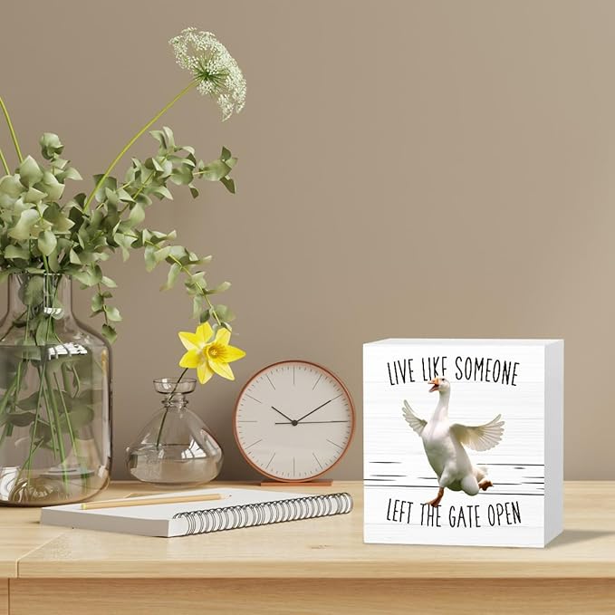 Duck Decor Sign Gifts - Live Like Someone Left The Gate Open - Wooden Box Sign for Home Farm House Kitchen Bathroom Bedroom (5x5 Inches)