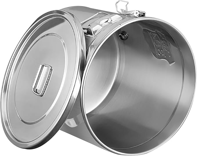 304 Stainless Steel Barrel Food Metal Pail Containers With Lid Handle, 5.27Qt Flour Rice and Grain Storage Containers Bucket Kitchen, Metal Canisters Bucket with Leakproof Lid and Lock Clips
