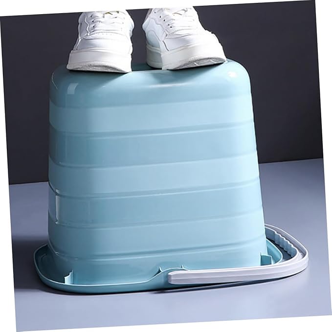 Beaupretty Portable Plastic Water Bucket with Handle Household Utility Pail for Gardening Laundry and Farm Use Resistant Container with Smooth Surface for Easy Cleaning