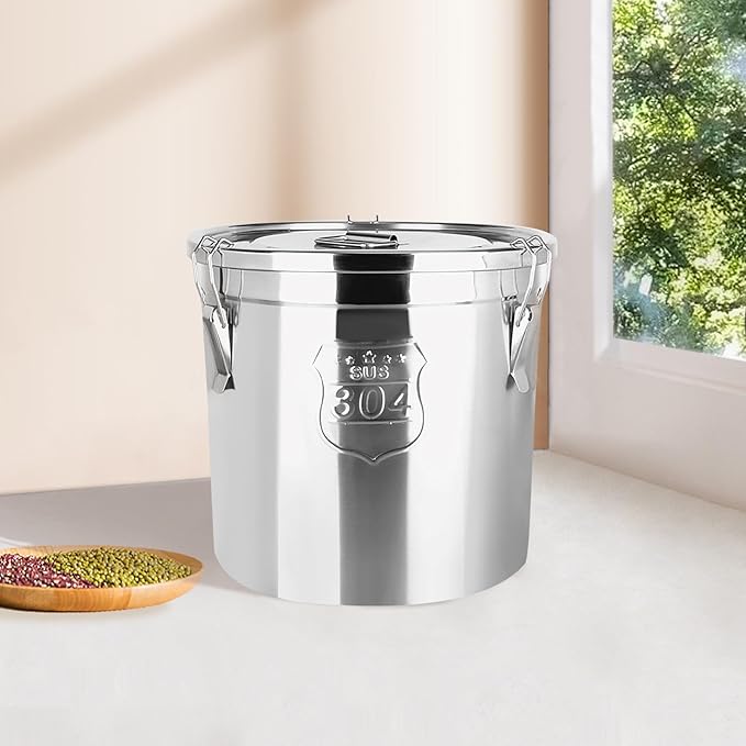 304 Stainless Steel Barrel Food Metal Pail Containers With Lid Handle, 5.27Qt Flour Rice and Grain Storage Containers Bucket Kitchen, Metal Canisters Bucket with Leakproof Lid and Lock Clips