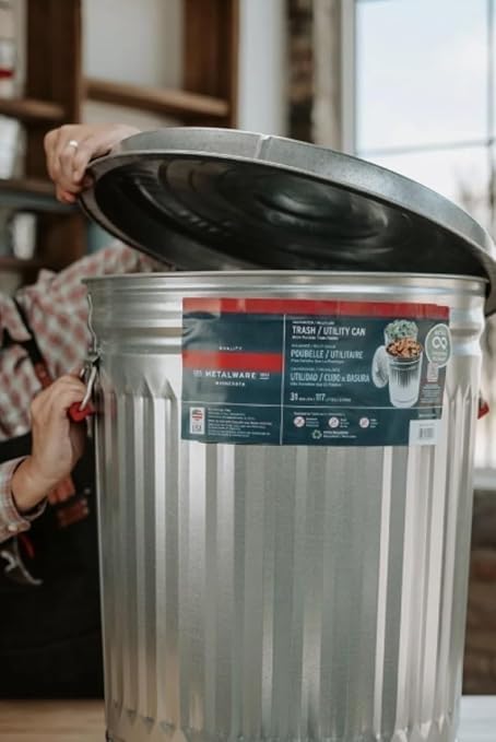 31-Gallon Galvanized Steel Trash Can with Lid, Metal Garbage Bin, Rodent Resistant, Weather Resistant, Indoor/Outdoor Use