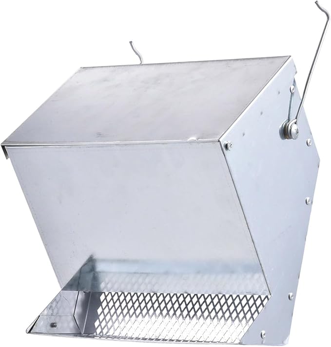 Heavy Duty Iron Pet Feeder with Rain Shield and Dirt for Outdoor Use Poultry Supplier