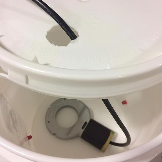 Farm Innovators Chicken Waterer De-Icer for Nipple Drinker Chicken Water Buckets - 150W Water Deicer with Thermostatically Controlled Heating