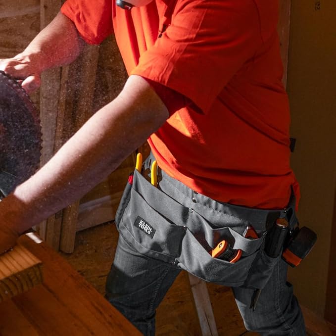Klein Tools 21022 6-Pocket Tool Apron, Durable Duck Canvas with Riveted Seams, Adjustable 28-Inch to 46-Inch Length Work Belt, Removable Tape Measure Loop