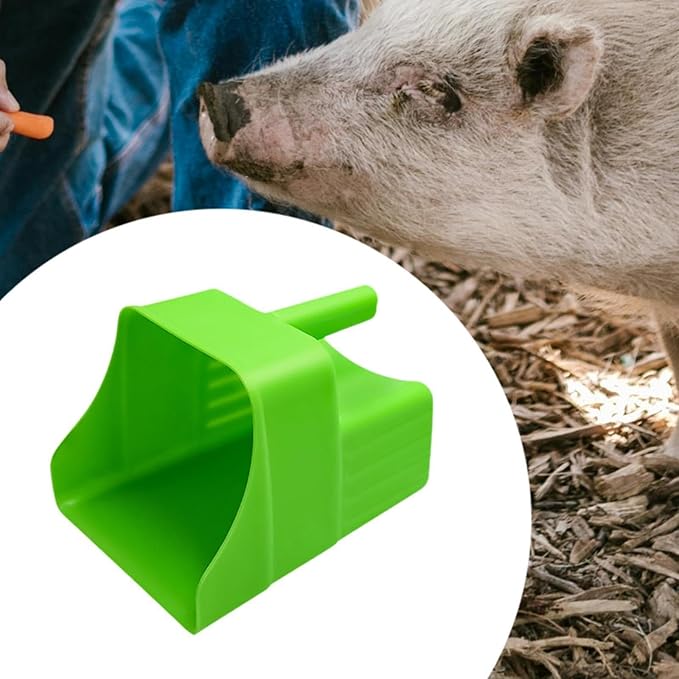 Enclosed Feed Scoop Heavy Duty Grain Scooper Stackable Feed Scoop for Homesteaders, Livestock, Horse