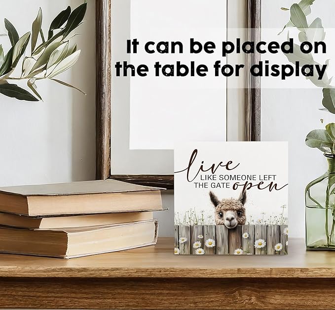 Live like Someone Left the Gate Open Alpaca Wooden Signs,Farm Cottagecore Animal Office Kitchen Bedroom Decor,Rustic Farmhouse Home Decor Signs,Alpaca Gifts for Women