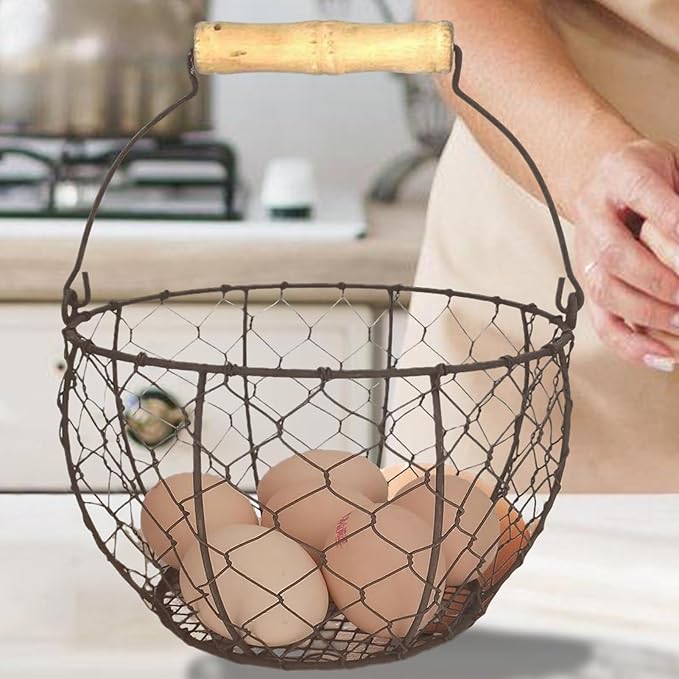 Chicken Egg Basket for Gathering Fresh Eggs with Metal Handle, Round Egg Holder Countertop, Vintage Rustic Farmhouse Kitchen Decor Fruit Storage