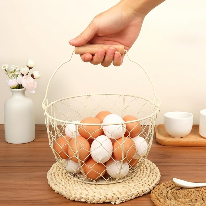 Egg Basket With Handle,Wire Egg Basket for Gathering Fresh Eggs, Round Egg Collecting Basket for Farm,Vintage Style Chicken and Duck Eggs Basket Egg Countertop Storage Container Holder ﻿(White)
