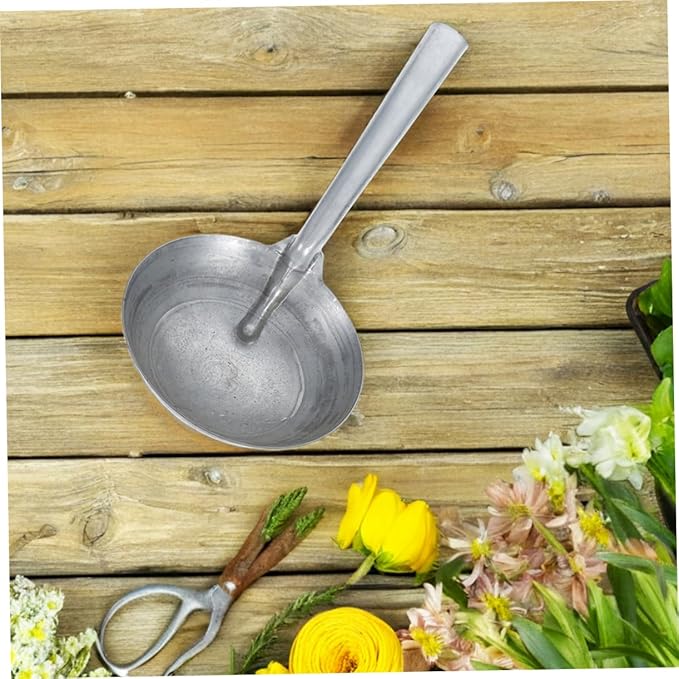 Toyvian Iron Feed Scoop with Ergonomic Handle Heavy Duty Ladle for Feeding and Watering Livestock Durable Iron Construction for Farmers and Homesteaders Feeding Tool