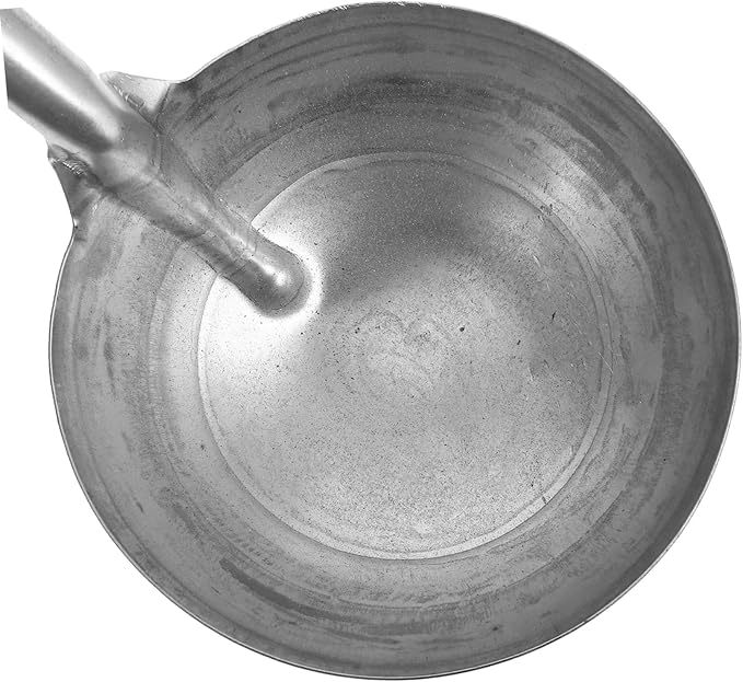 Happyyami Metal Feed Scoop Heavy Duty Iron Ladle for Horse Goat Feeding Watering Use