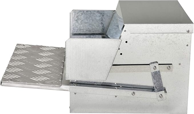 PawHut 30 lbs Capacity Automatic Chicken Poultry Feeder with a Galvanized Steel and Aluminium Build, Weatherproof Design