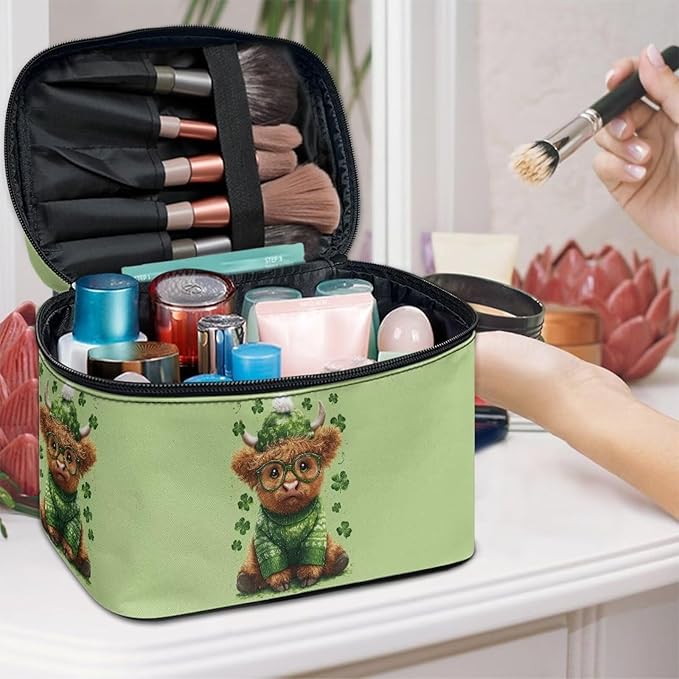Travel Makeup Bags for Women Portable Tote Cosmetic Case with Carry Handle Toiletry Accessories Storage Organizer Bags for St. Ptrick's Day, Shamrock Highland Cattle Green