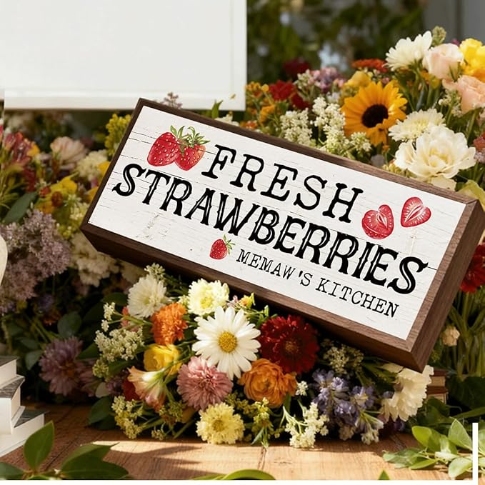 Memaw 's Kitchen Sign, Fresh Strawberries Sign, Country Style Tabletop Decor, Framed Wood Hanging Signs, Home Kitchen Wall Art, Gift for Mimi Grandma 9.5x3.1x1 inches