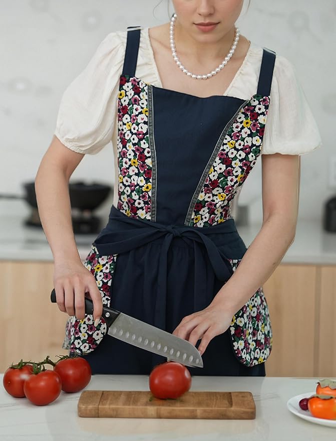 Kitchen Aprons for Women with Pockets Cute Vintage Chef Pinafore Apron for Gardening Cooking Baking Painting