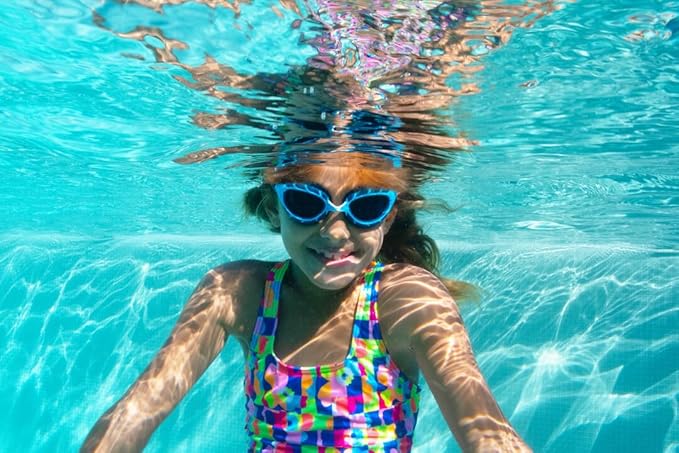 Zoggs Junior Predator Anti-Fog UV Protection Adjustable Strap No-Leak Comfortable Soft Silicone Swimming Goggles, 6-14 Years