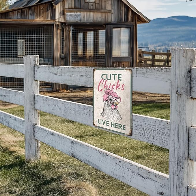 Heuhuww Vintage Chicken Coop Signs Cute Chick Live Here Metal Sign for Outdoor Farm Fence Home Rooster Decor 12" x 8"(H2)