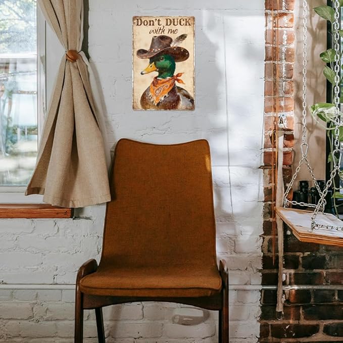 WADORN Western Hunting Duck Retro Metal Tin Sign, 8x12 Inch Don't Duck with me Vintage Tin Sign Hunting Rustic Country Wall Decor Art Poster Plaque for Home Cafe Farmhouse Club Man Cave Room Garage