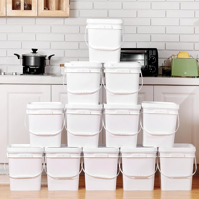 Hushee 12 Pack 4 Gallon Square Bucket White Food Grade Bucket with Handles and Lid Square Plastic Heavy Duty Container Storage Food Storage Pail for Packaging Sealing Dry Camping Fishing