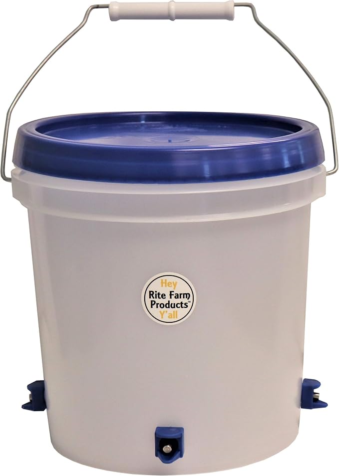 Rite Farm Products 1 Gallon Automatic Waterer 4 Horizontal Side Mount Nipple Drinker Chicken Poultry