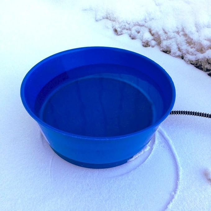 Farm Innovators 1.5 Gallon 60 Watt Outdoor Electric Powered Heated Pet Water Bowl with Thermostatic Control and Anti Chew Cord Protector, Blue