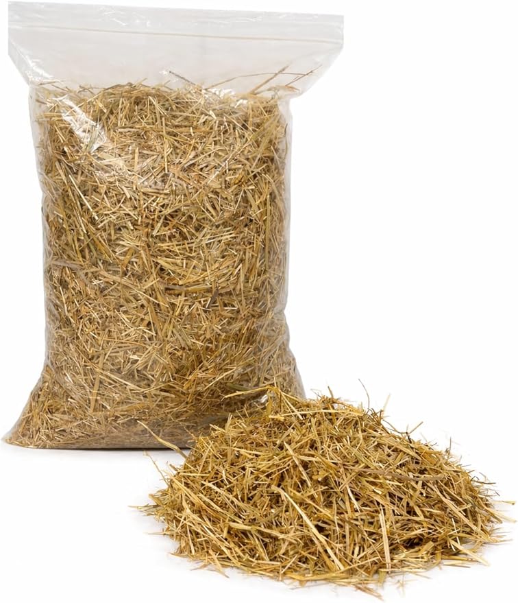 Natural Non GMO Organic Wheat Straw Bedding and Garden Mulch. Dry Affordable Cushioned Animal Bedding for Stray Cats Dogs Chicken Farms Pets Warm Nestings Garden Mulch (2, Pounds)