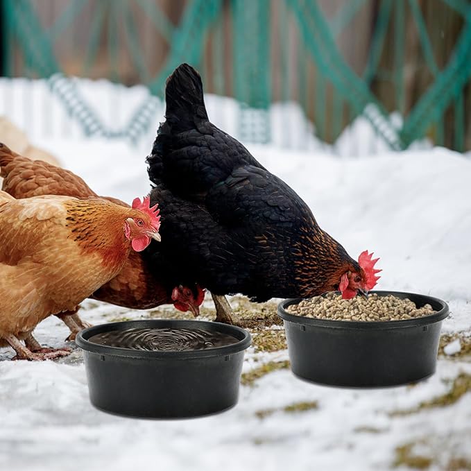 6Pcs Rubber Feed Pan, 1 Gallon Horse Feed Bucket Utility Feed Bucket, 10.6 x 4.1Inches Rubber Bowl Chicken Dust Bath Livestock Water Bowl for Pig Goat Chicken Dogs Farm Small Animal