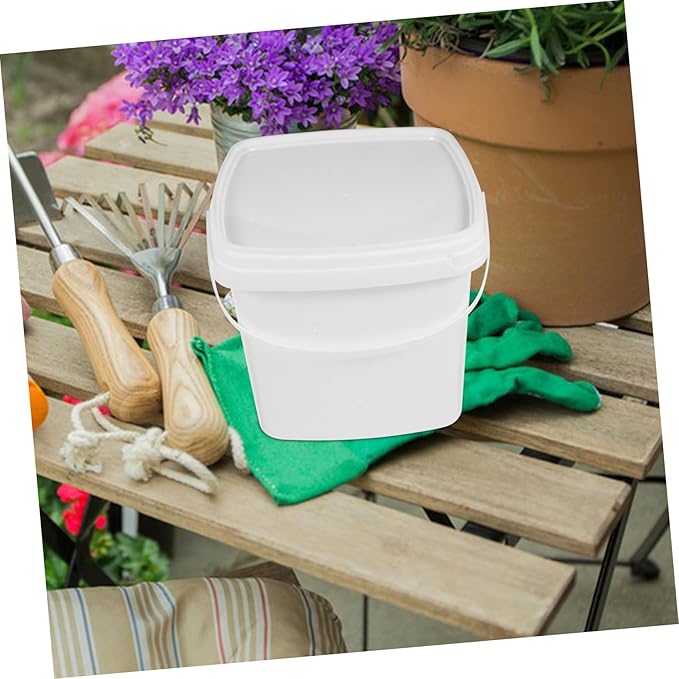 Healifty Portable Plastic Water Bucket with Handle Square Storage Container for Home Garden Farm Multipurpose Utility Bucket for Liquids Cleaning and Gardening Tasks