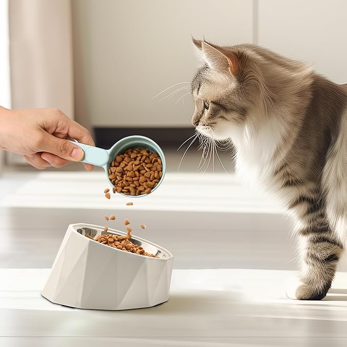 Measuring Dog Food Scoop - 1/2 Cup Scoop Measuring Cup for Dog Cat Ferret Rabbit Bird Food, Melamine Half Cup with Handle, Food-Grade 1/4 Pet Feed Scoop, Dishwasher Safe, Green