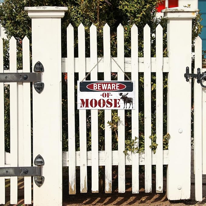 Warning Signs, Beware of Moose Sign, Decorative Wood Hanging Wood Plaque, Outdoor Warning Decorations Signs, Doors Sign for Cabin and Lake House, Farmhouse Wall Decor, Vintage Cafe Garage Bar Decoration