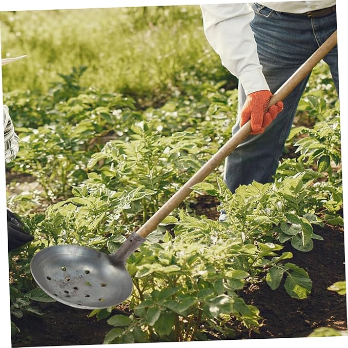 Heavy Duty Metal Sifting Scoop for Cleaning Sewage and Debris Durable Dung Sifting Ladle for Construction and Plumbing Professionals Versatile Tool for Clearing Drains and Wells