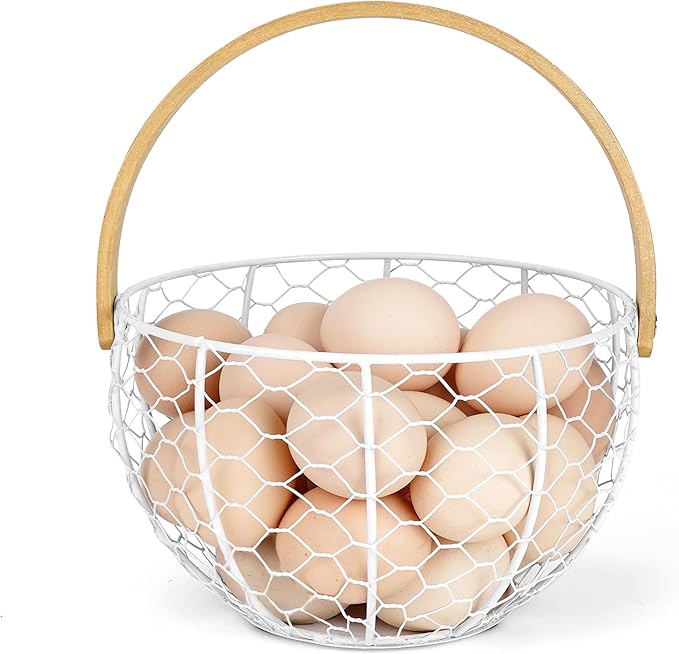 Wire Egg Basket for Gathering Fresh Egg Collecting Basket With Handle, Large Capacity Egg Holder Countertop, Metal Vintage Chicken Egg Basket for Farmhouse Kitchen Counter Decor Fruit Storage (White)