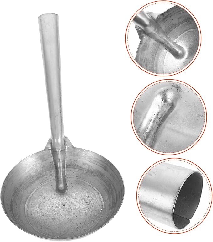ibasenice Manual Watering Tool Heavy-duty Feed Scoop Iron Spoon for Garden Horse Goat Feeding Reusable Ladle Ergonomic Handle Easy to Use