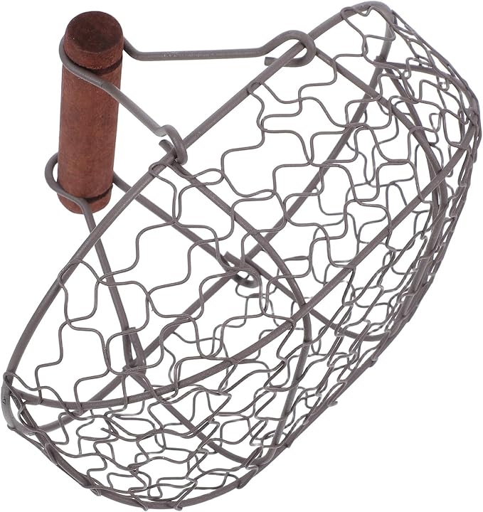 Chicken Wire Egg Basket Wooden Handle Retro Iron Storage Basket for Collecting Eggs, Fresh Fruit, Bread, and Snacks