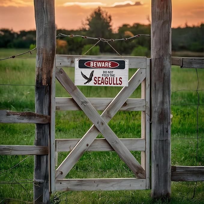 Warning Sign, Do Not Feed The Seagulls Seaside Beach Cafe Bar Metal Wall Warning Wood Plaque Sign, Funny Door Signs, Decorative Wood Hanging Suspension Plaque, Farmhouse Wooden Wall Decor