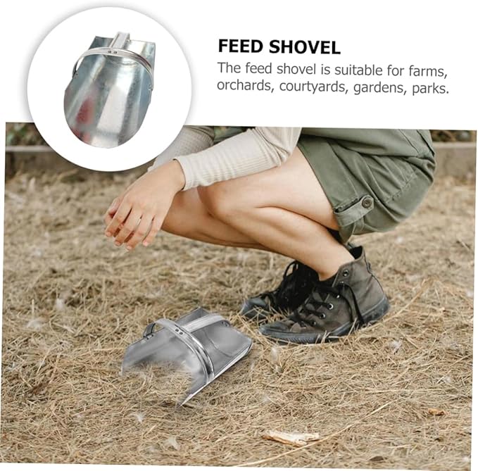Sosoport Iron Feed Scoop for Livestock Farm Heavy-Duty Practical Shovel for Food Feeding 1-Piece Sturdy Feeding Tool Ergonomic Grip